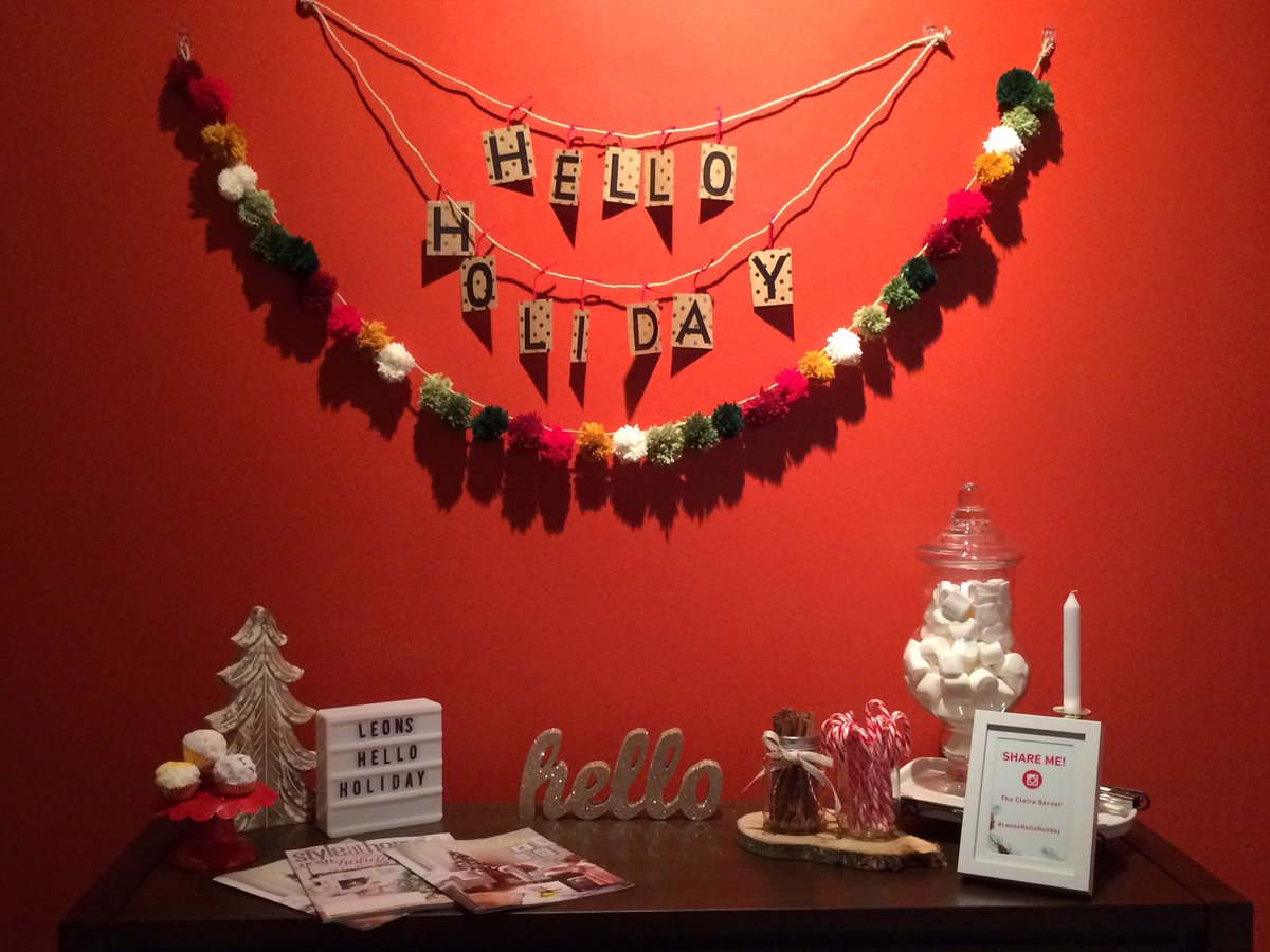 AlexandraSiklos's tweet photo. Such a great night! Thanks to all who came out last night to craft w/ @LeonsFurniture #LeonsHelloHoliday https://t.co/KsKFQXbMH3