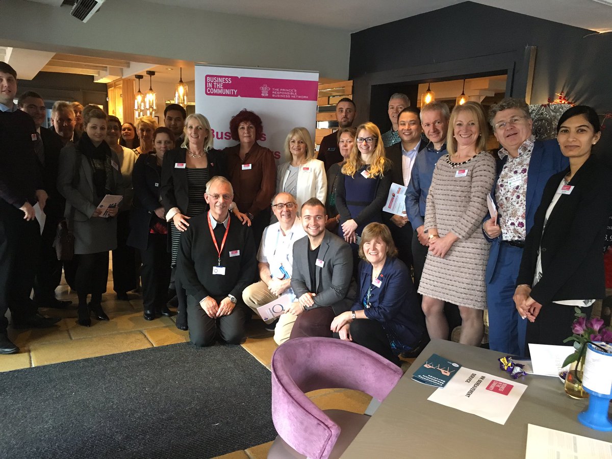 DicerboElaine's tweet photo. @DicerboElaine @JacquiConnects #connectorhour https://t.co/DyehgANeXv