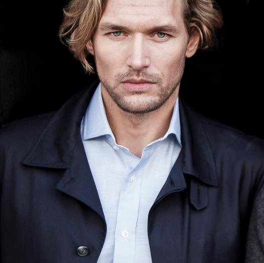 emelandaris's tweet image. Podcast: The Future of Wearable Technology featuring our co-founder, Tara Winstanley @MenswearStyle 
bit.ly/29AeH62 #FashionTech