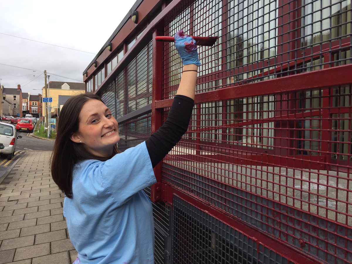 MonmouthshireBS's tweet photo. This time last week, we marked #WalesActionWeek by painting railings and a wheelchair ramp at the @salvationarmyuk Centre in Newport. https://t.co/p0NmnHgQPp