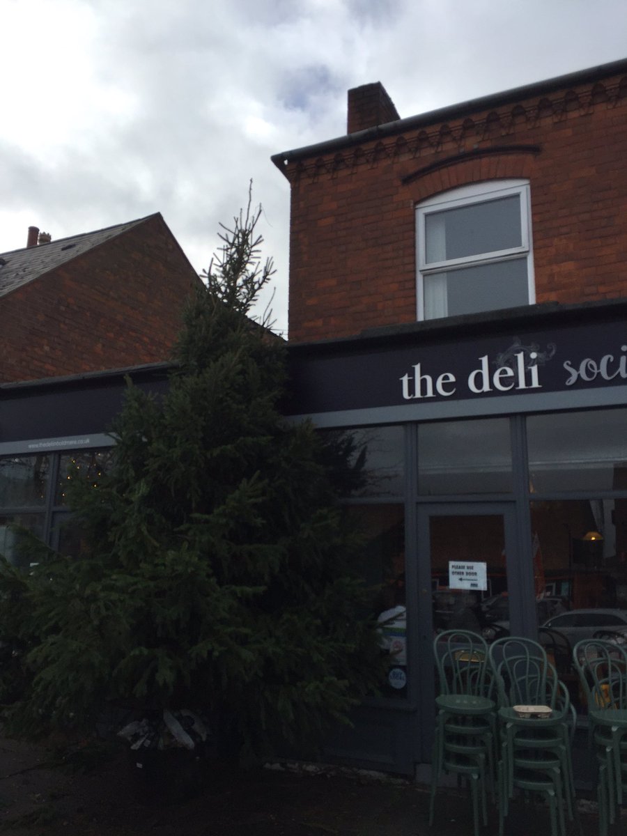 hallsgardensite's tweet image. Hall's deliver Christmas tree to Boldmere High Street. #SuttonColdfield #boldmere