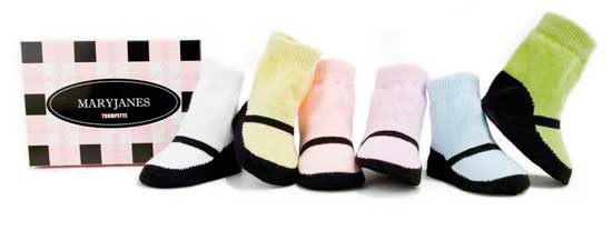 petittandem's tweet photo. Calcetines bebé que parecen zapatos cuando todavía no caminan. Genial regalo recién nacido #trumpette disponible en: https://t.co/X5e7EVw9DI https://t.co/l2pPAG1VDy