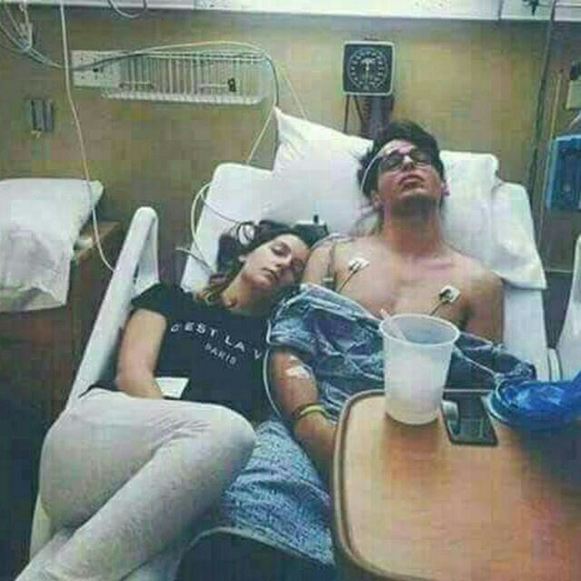 افـرشـلي #ايـدك😔✋
  
#روحـي  نـعـسانـه💔🔥

   ارد #امـــوت😔⚰