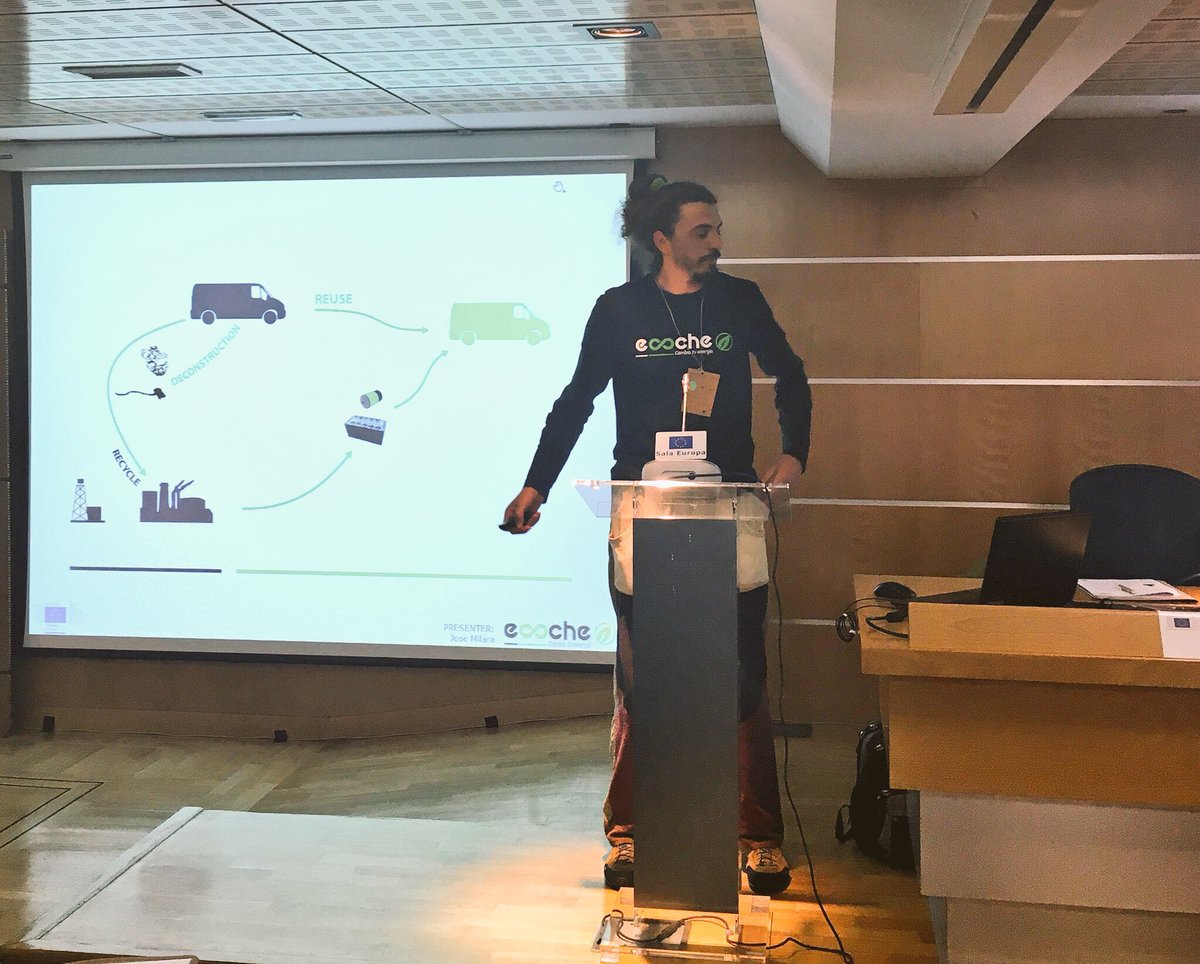 Jose Millara presenta el proyecto  <a href="/ecocheVE/">ecoche</a> para convertir los viejos coches de combustión  🚗💨 en eléctricos 🚗⚡️ #ECCE