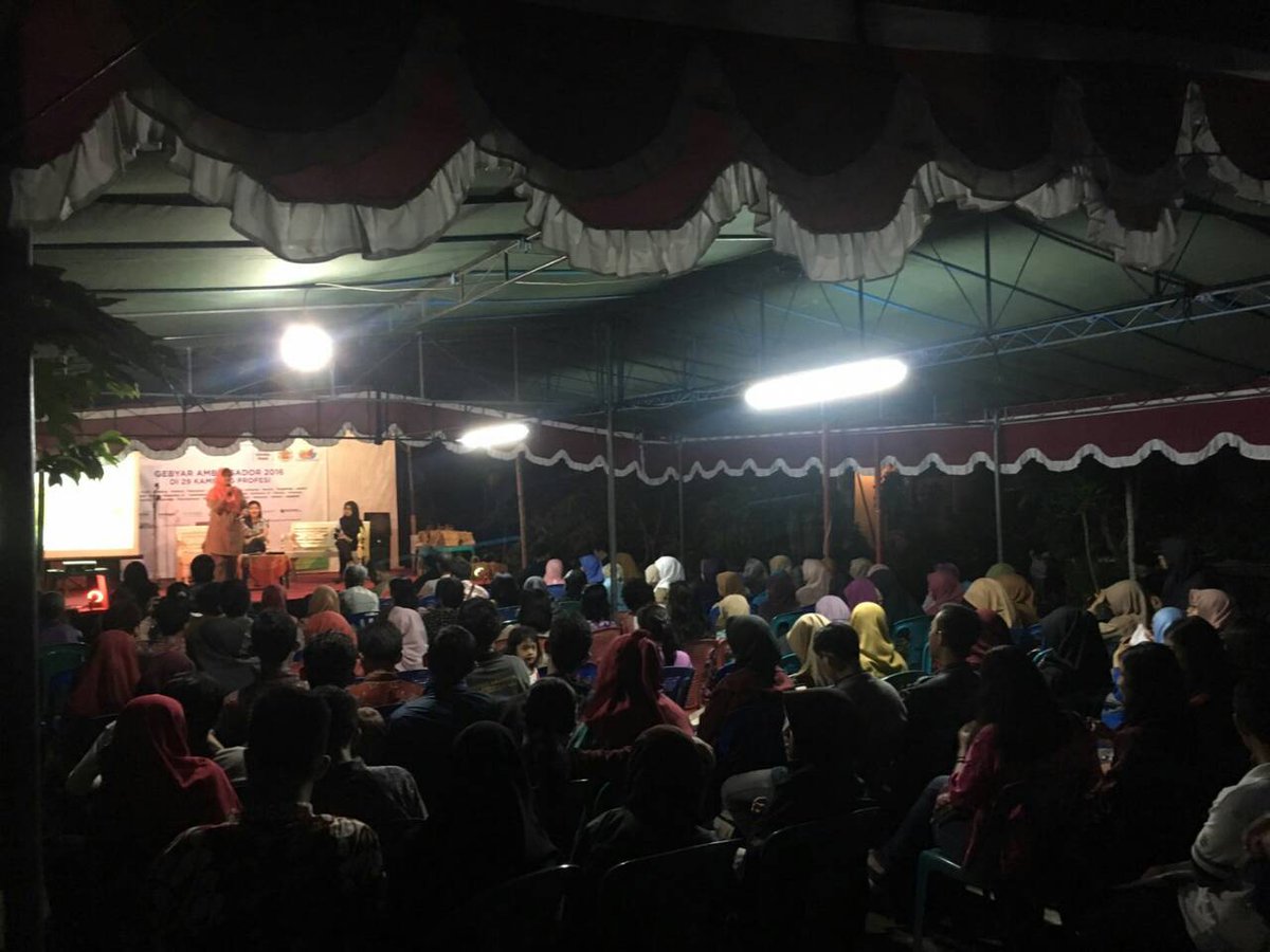 saifulafandiww's tweet photo. Meriah sekali acaranya
#GebyarAmbassador https://t.co/AVbg3wjTBW