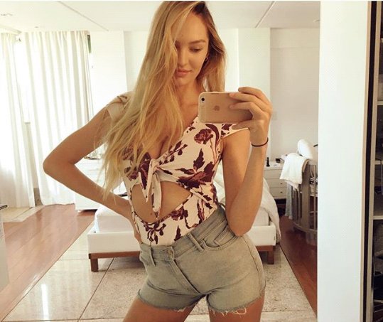 OficialCandices's tweet photo. Post-baby body &amp; my post-baby big boobs!🍼😁Breastfeeding,normal eating,workout &amp; skinny gene!Wowzaa🔥 https://t.co/8JdffDkspF