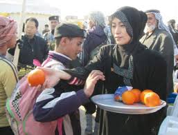 noor_hu_313's tweet photo. كل خادم ذليل بحـضرة الاسياد
الا خدمتك لحـــسين ابو السجاد
يم حد المواكب تــــركع الامـــجاد
وكل سلطان من جفك يريد امراد #شكرا_خدام_حسين https://t.co/44wrGLxQMs