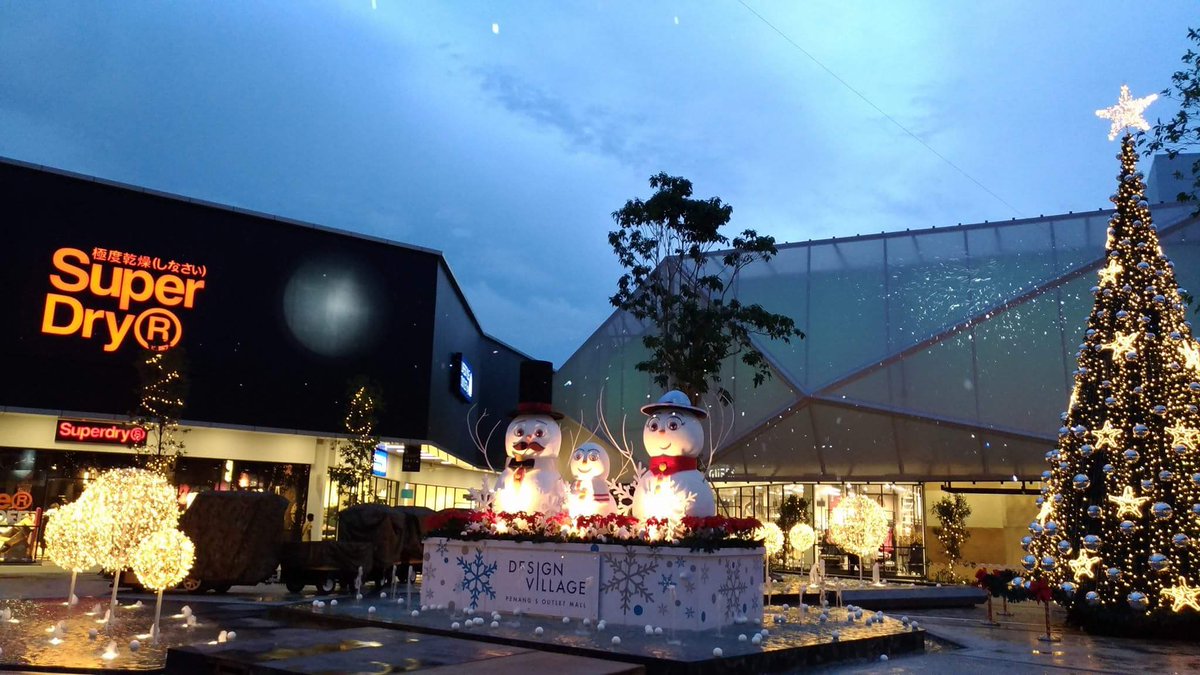 ameenurashraff's tweet image. #DesignVillage Outlet Mall in Bandar Cassia, Penang will open their door tomorrow at 6pm!

Another best place to visit in Penang. 😍