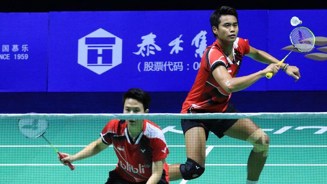 Sports_ID's tweet photo. Tontowi/Liliyana dan Praveen/Debby Lewati Rintangan Pertama di Hong Kong Terbuka https://t.co/HBu1H2kkH5 https://t.co/HOrBiSu2Jp