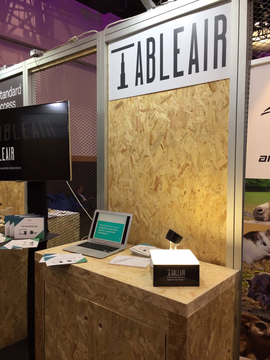 _ZooMarch_'s tweet photo. Last day of #iot #technology @ESHI_DIT #tableair #IoTWorld16 #smarthome #smartbusiness https://t.co/BhlA7pJ4EM
