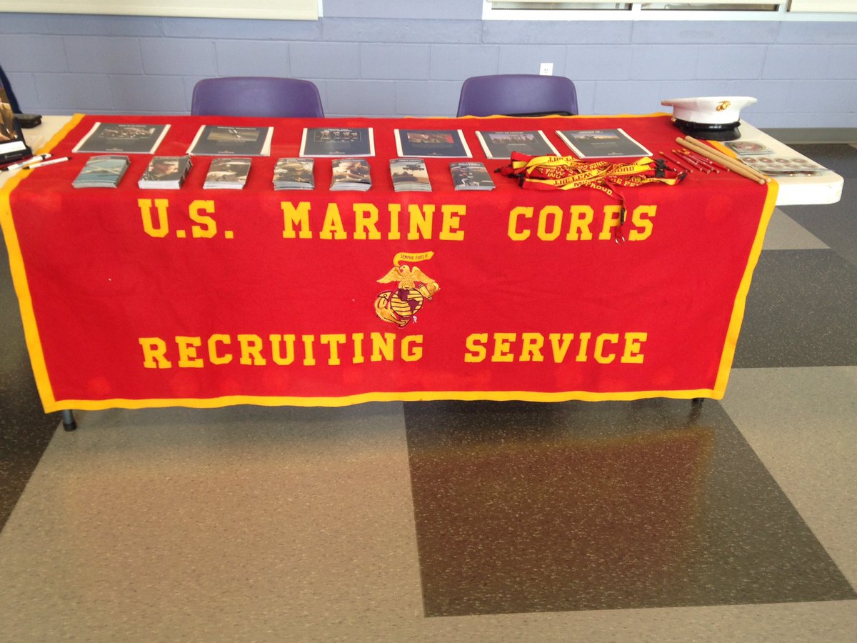 HA_Guidance's tweet photo. Military branches are visiting HA today @USMC #aspirehighermaine https://t.co/huEvAk9H7v