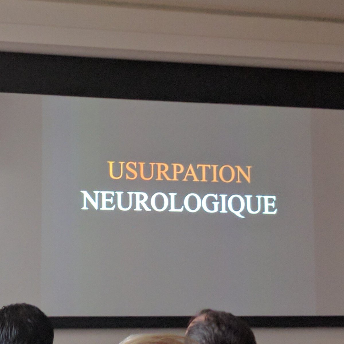 "Nous sommes à moins de 10 ans d'une intelligence artificielle rogue" <a href="/dr_l_alexandre/">Docteur Laurent Alexandre</a>