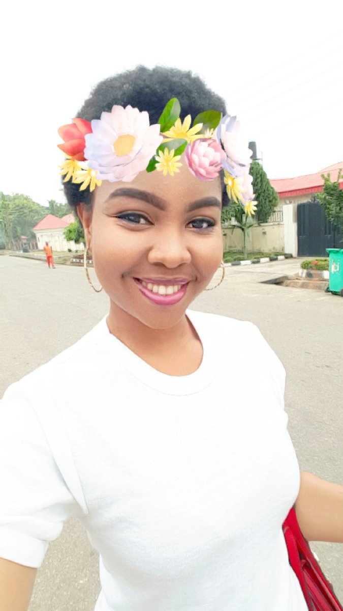 flawlessamaka's tweet photo. Pree my 2 months growth😍😍😍 #ABJcorper #TuesdayCDS https://t.co/Z3wI0XQrPv