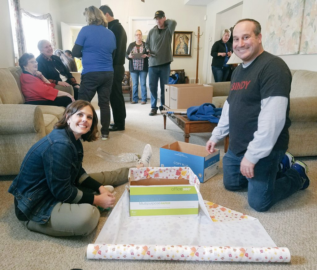 BuckinghamCo's tweet photo. Bringing people together and serving the community with Miracle Place #ThanksForGivingWeek #BuckinghamWins https://t.co/tZnQhhhESM