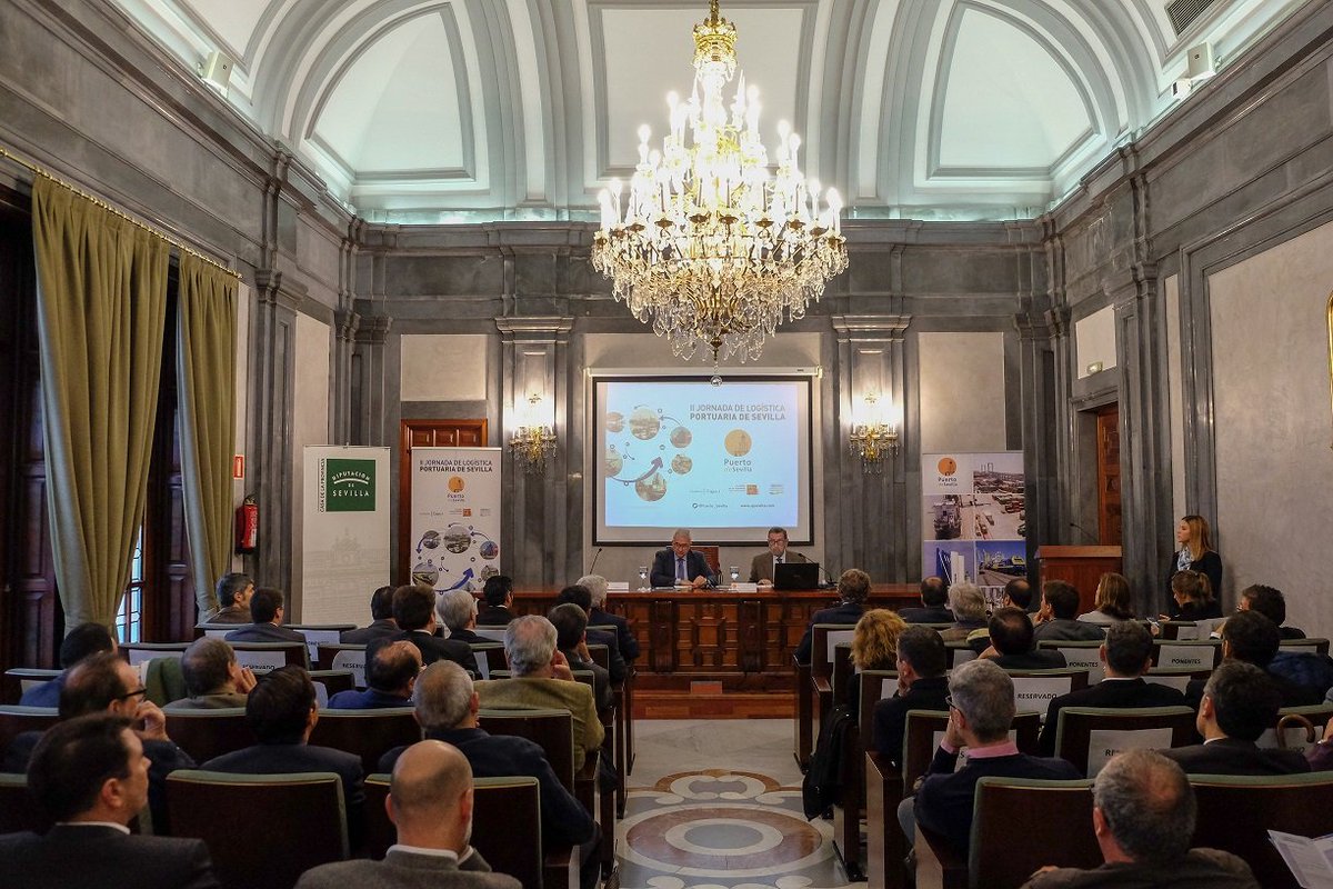 PuertoDeSevilla's tweet photo. "El @Puerto_Sevilla es piedra angular del pasado de la ciudad, pero también lo es de su presente y de su futuro" #JornadaLogistica https://t.co/vvhqCp1uhO