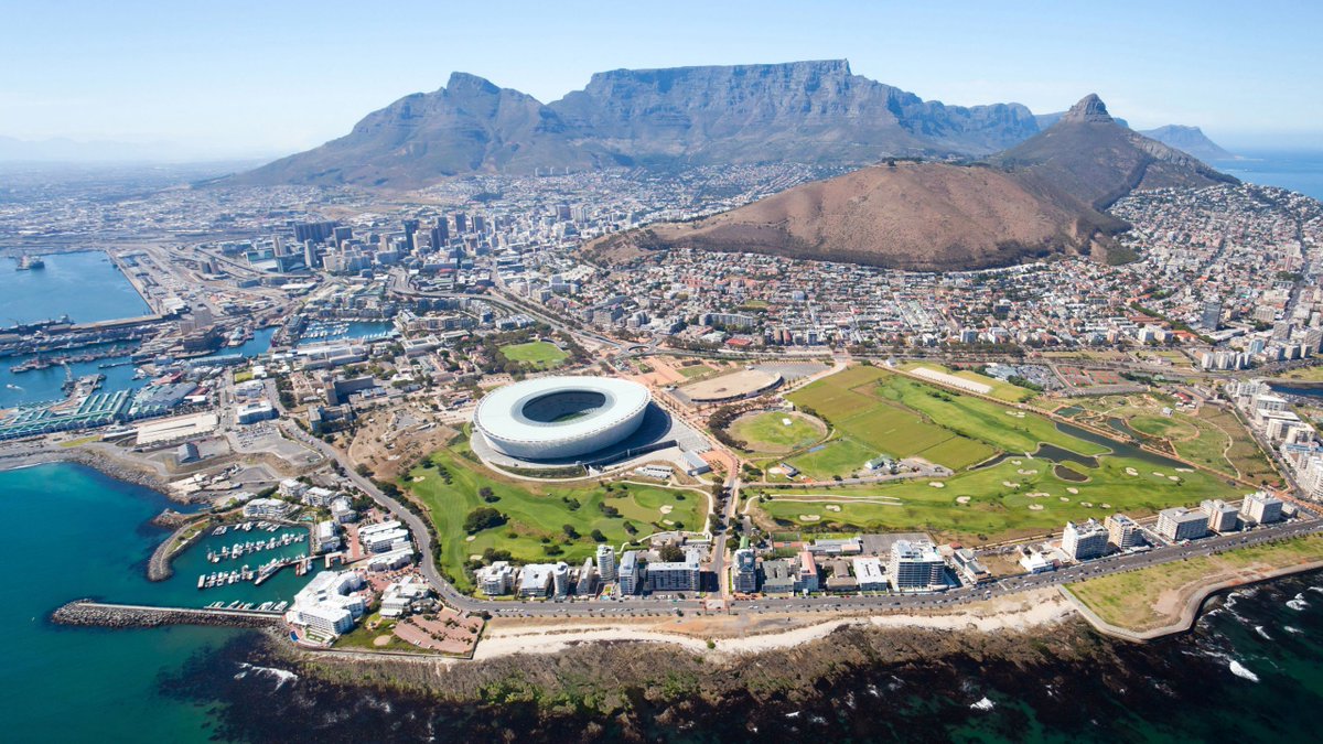 SouthAfricanPro's tweet image. #CelebrateAfrica 
OMG #Trending proud to be #SouthAfrican 
The beautiful #CapeTown