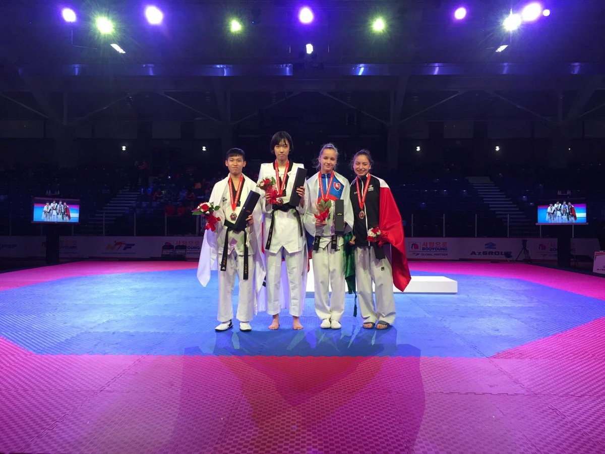 conadeoficial's tweet photo. #Taekwondo Regresa a México la selección, tras conseguir un bronce, por conducto de Daniela Souza, en el Mundial Junior de Canadá

#2016WTJC https://t.co/yLiEjpBikl