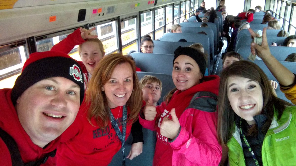 RichDameron's tweet photo. We survived! Fun trip 2 @SmallinCave w/  @ReedAcademy1 6th grade &amp; @jhainmo @mrs_bracamonte @L_Pendergraft95 Our bus was obviously the best! https://t.co/uL7lxnpxx5