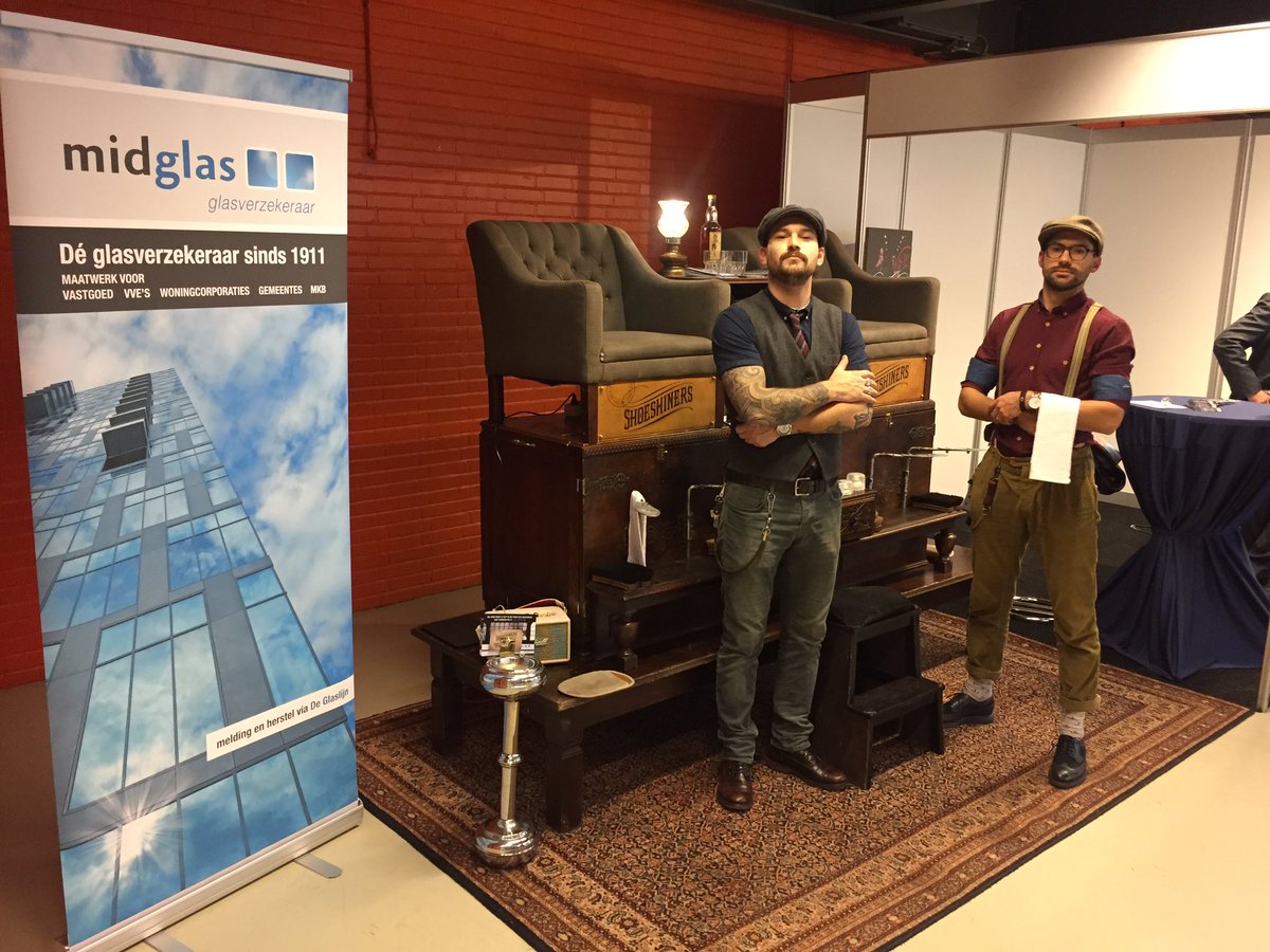 DRDSupport's tweet image. Mooi resultaat van de beursstand van #midglas op de #amdag. Veel vrolijke gezichten, veel persoonlijk contact. Succes @JurgenQuaars