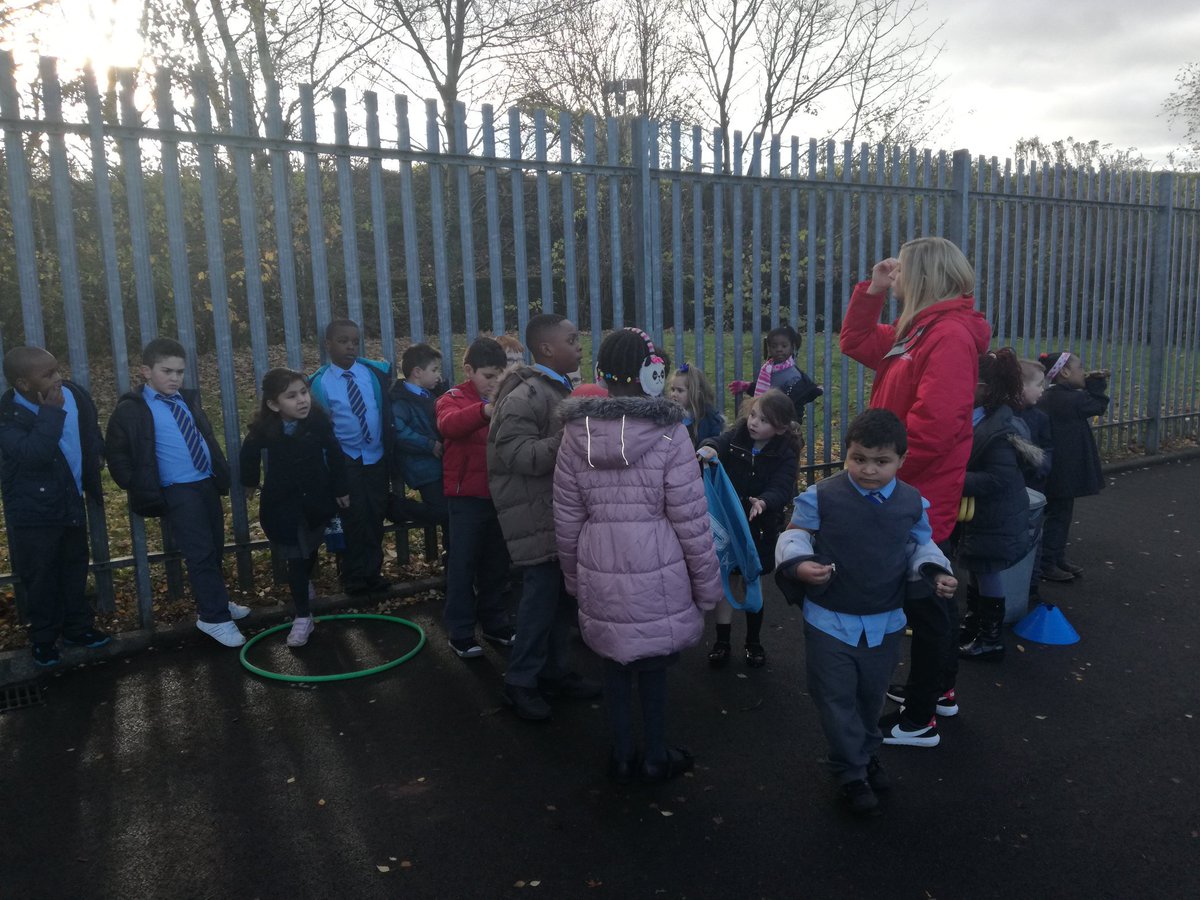 stpaulwhiteinch's tweet photo. Starting.our buddy work with the younger children.  #playtimeisfun @EmActiveschools https://t.co/rz1ORIMvND