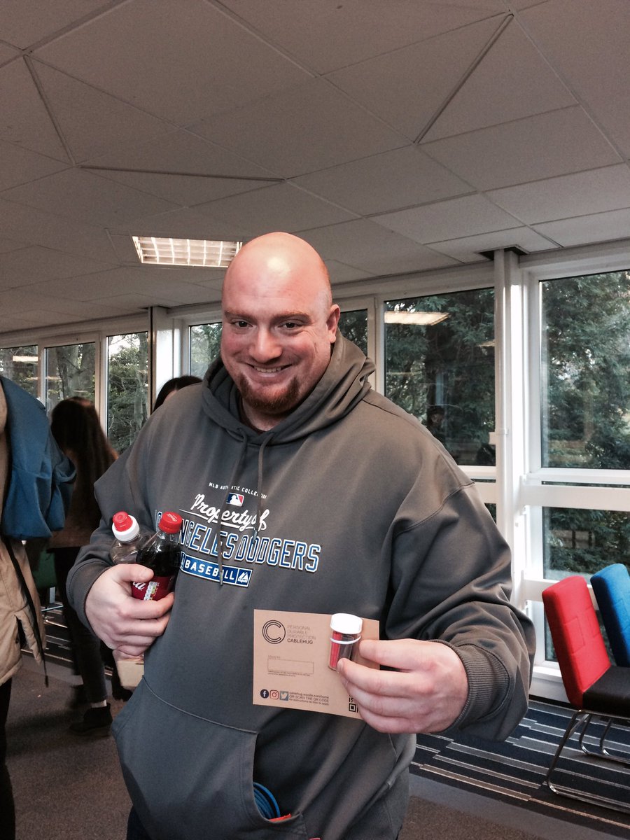 CableHug's tweet image. #radio celebrity just bought our CableHug! #startup #ideasandsolutions