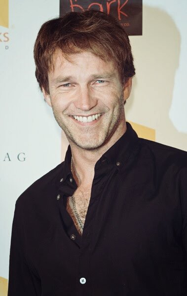 AnnSh0's tweet image. #Moyer piercing blue eyes 👀👀 
Brighten up your #Tuesdaymood 😩😁💃
Need some good batteries to recharge 😣😣👊👊