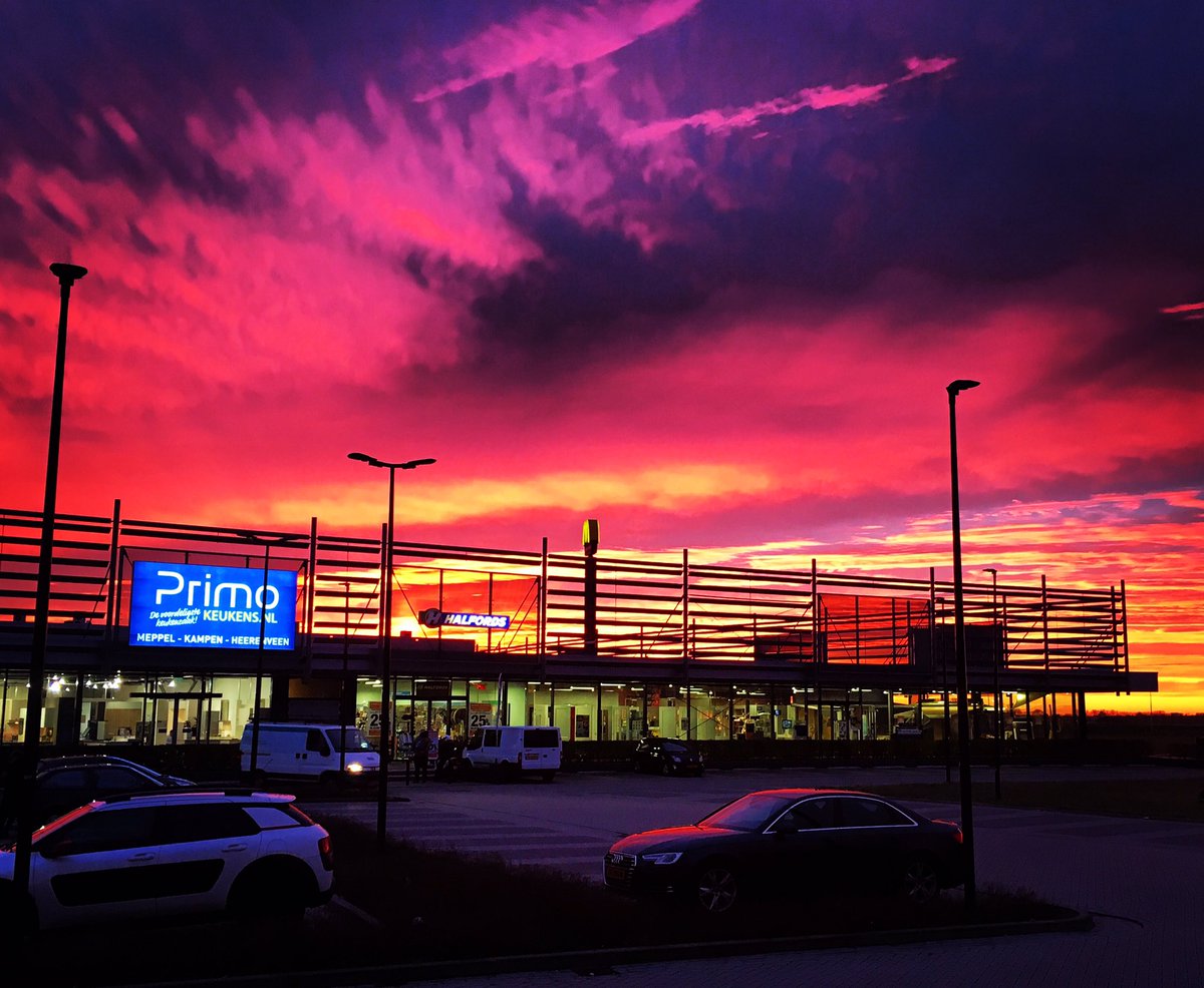 Mooie lucht boven N50, het was kort maar bijzondere ervaring <a href="/gemKampen/">Gemeente Kampen</a>