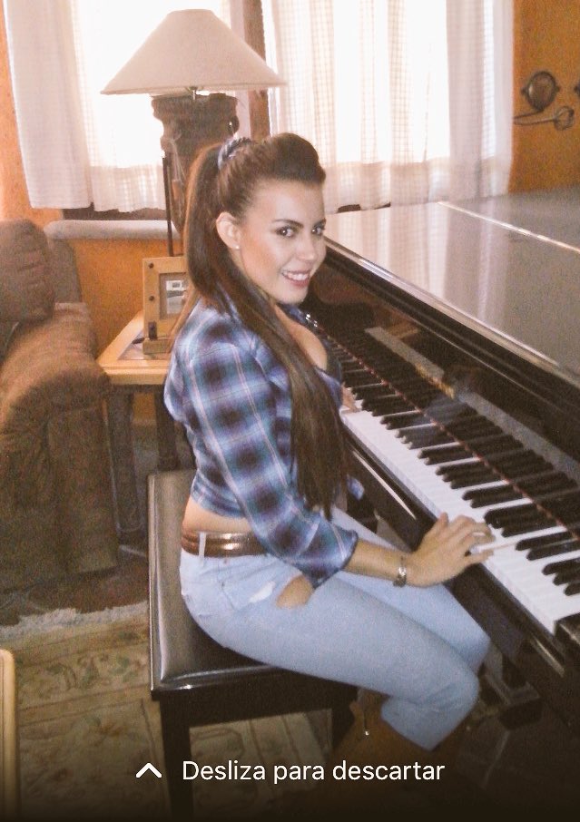 keniaymike's tweet photo. Feliz #DíaDelMúsico a todos los talentosos que tenemos el Don de hacer MÚSICA!! 👏🏻🎼🎸🎹 https://t.co/Rw26dTB84n