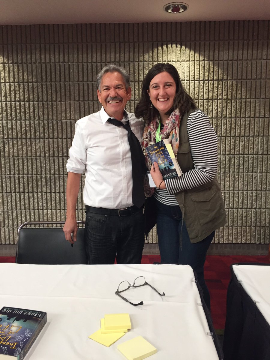 mhumphrey99's tweet photo. Meeting so many great authors including Benjamin Alire Saenz! 😄 #ALAN16 https://t.co/VJxUcyG4MB