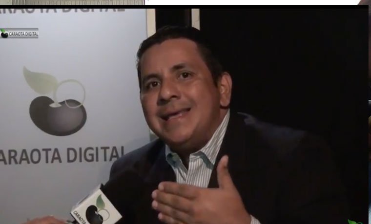 CaraotaDigital's tweet photo. ¿Se medirán de nuevo en elecciones? Diputado de #Amazonas dio la respuesta https://t.co/OUNDQpxAyC https://t.co/6ubgmBN8VC