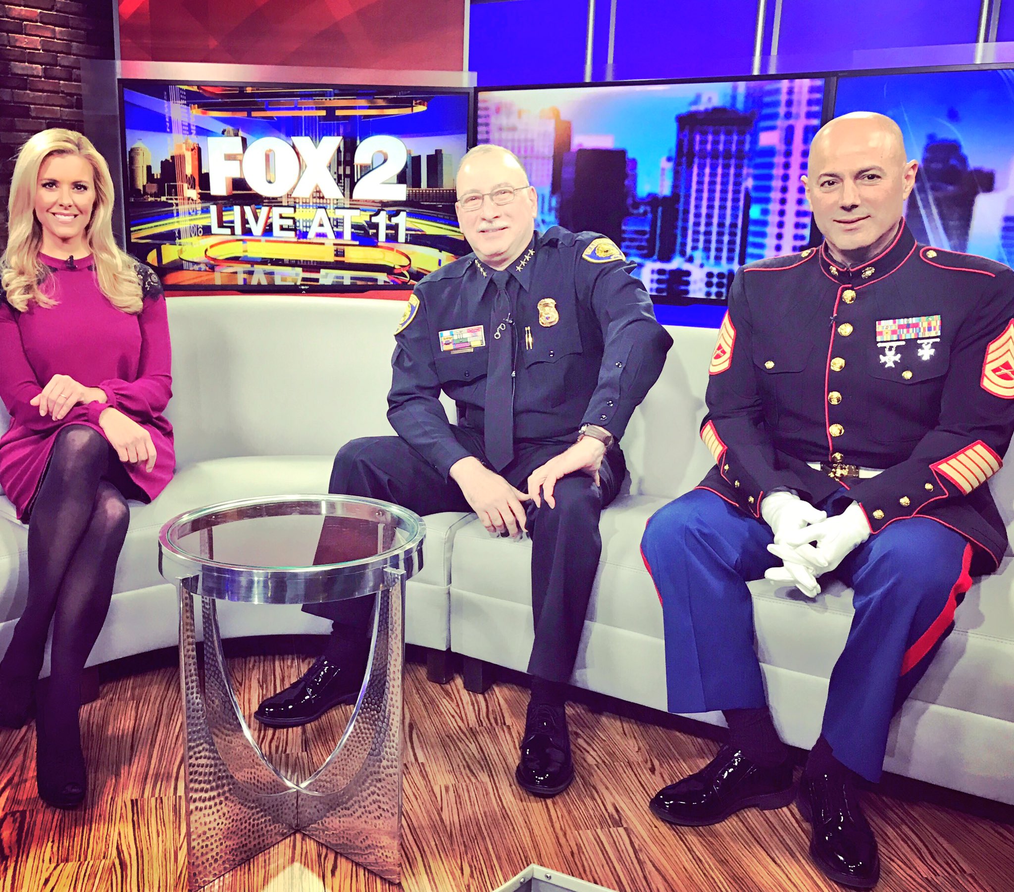 Fox 2 News Morning Anchors - sdth6vz