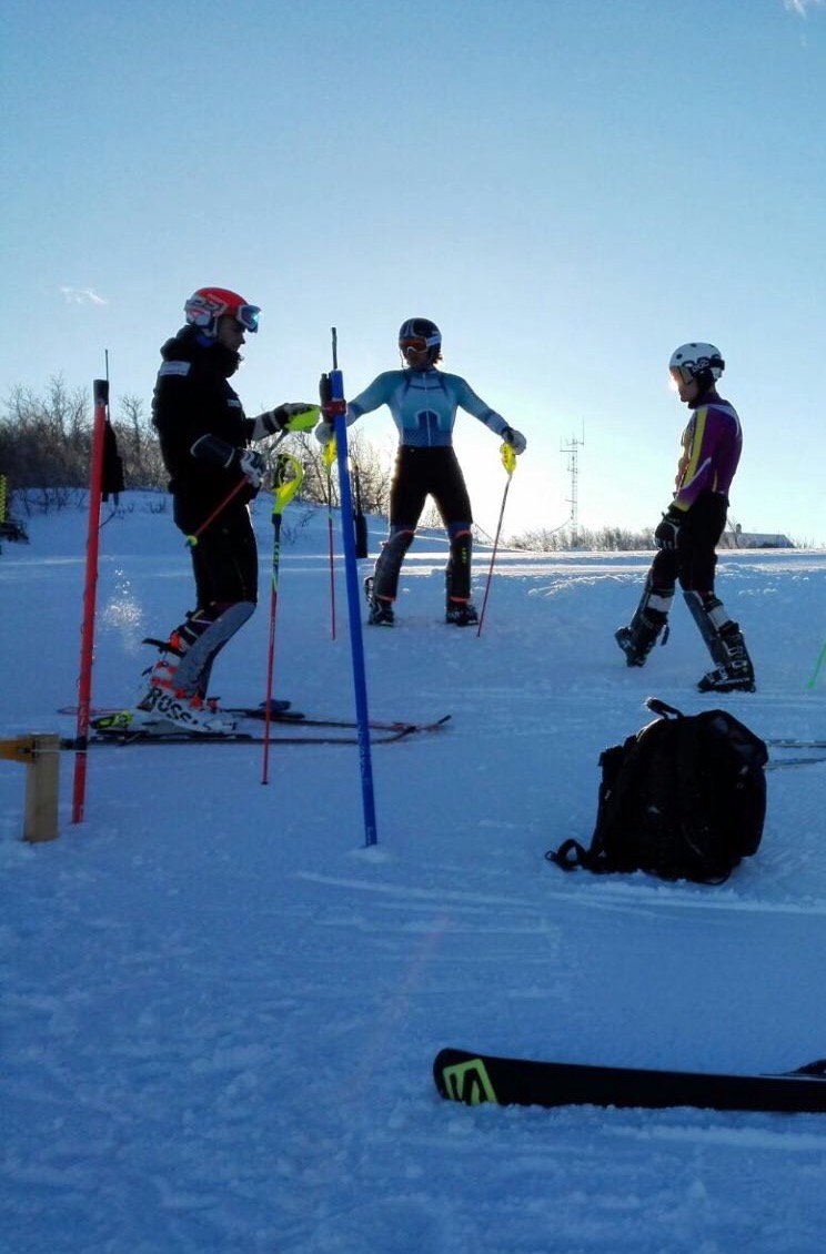 Aprofitant cada dia amb <a href="/ricardortegaf/">Ricard Ortega</a> i <a href="/marc_tabernero/">Marc Tabernero Riera</a> !!🎿💪🏼 <a href="/EsquiAlpiFCEH/">Tecnificació Alpí</a> <a href="/rossignol_1907/">Rossignol</a>