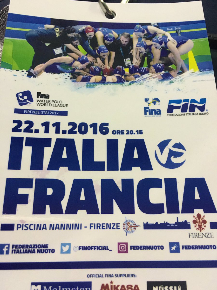 Che atmosfera alla #PiscinaNannini!
#ItaliaFrancia ore 19.55 #RaiSport1
#WorldLeague #7rosa is back!
<a href="/FINOfficial_/">Federnuoto</a> <a href="/RaiSport/">RaiSport</a> <a href="/7rosaWP/">7rosa</a>
