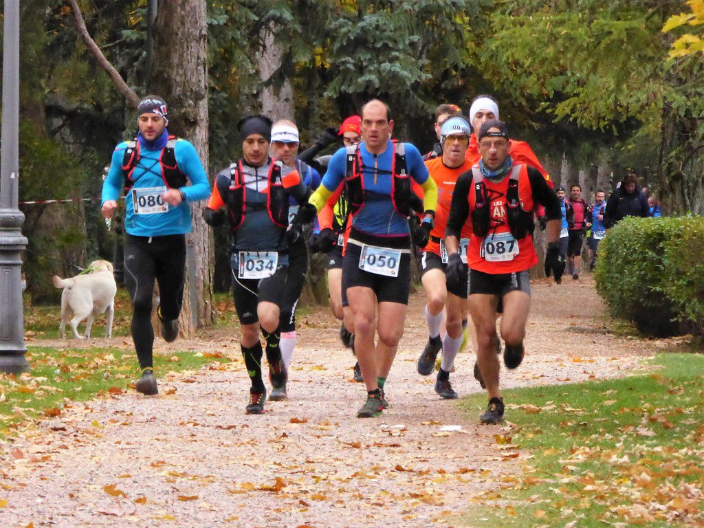 Orosia Juanín y Juan Carlos Apilluelo vencen en el V Circuito Trangoworld de… …aspirenaicastrangoworld.wordpress.com/2016/11/22/oro…