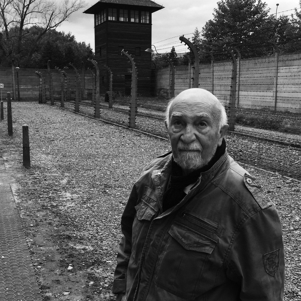 StephanePauwels's tweet photo. Simon Gronowski ce soirdans les orages de la vie sur RTL TVI 19h40 !Histoire d'une vie.Auschwitz.Emouvant ET touchant https://t.co/PZQCck6hzV