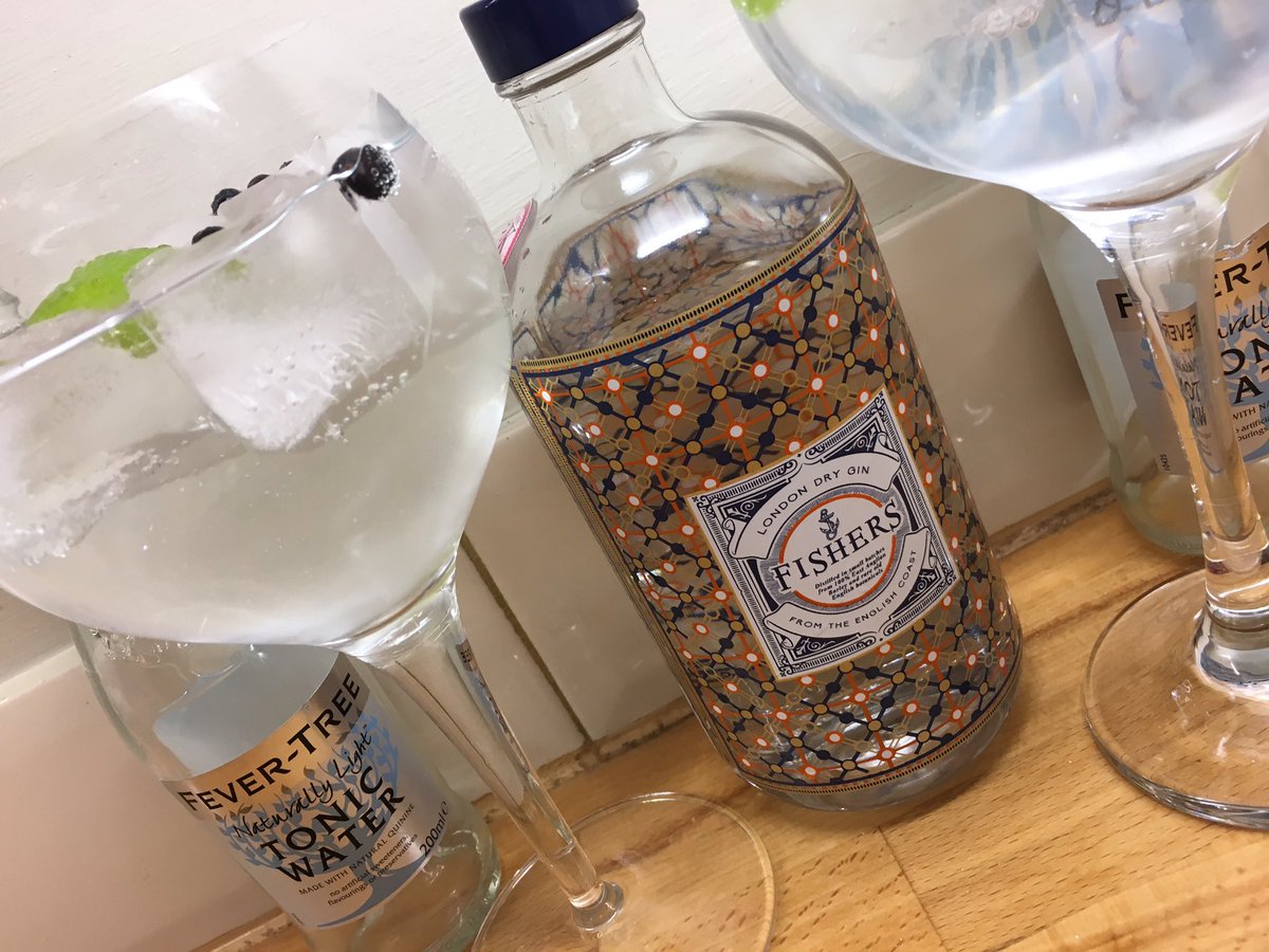Gin & Tonic Friday tweet media