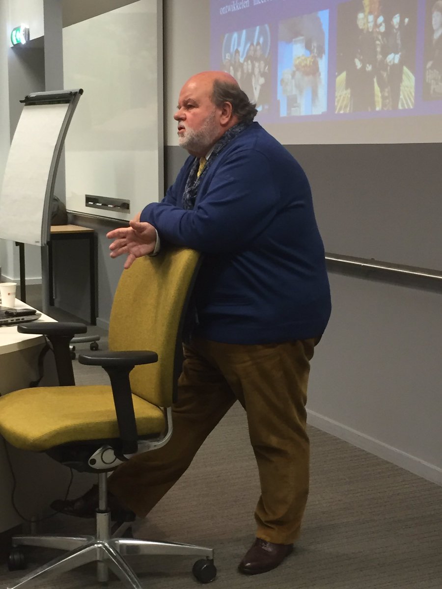 ArnoudHarmsel's tweet photo. Leuke eerste helft van #VM16 met prof Weggeman. #Eindhovendegekste #keigoed https://t.co/FFaCjbaRyL