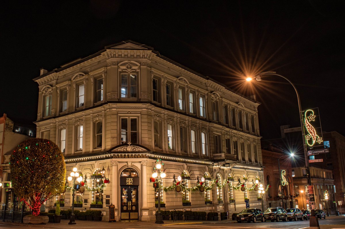 victoriavisitor's tweet image. Here's everything you need to know about visiting #Victoria this #Christmas &amp;gt; bit.ly/1H5d0sD

#VictoriaHOHOHO