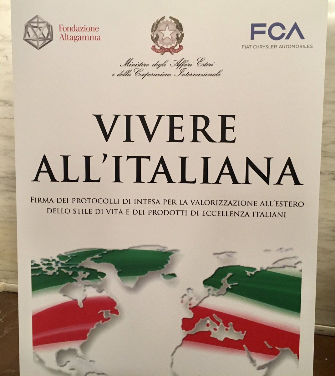 ItalyMFA's tweet image. .@PaoloGentiloni: facciamo sempre più squadra per rafforzare #Italia all’estero #grandimarchi #cucina #design