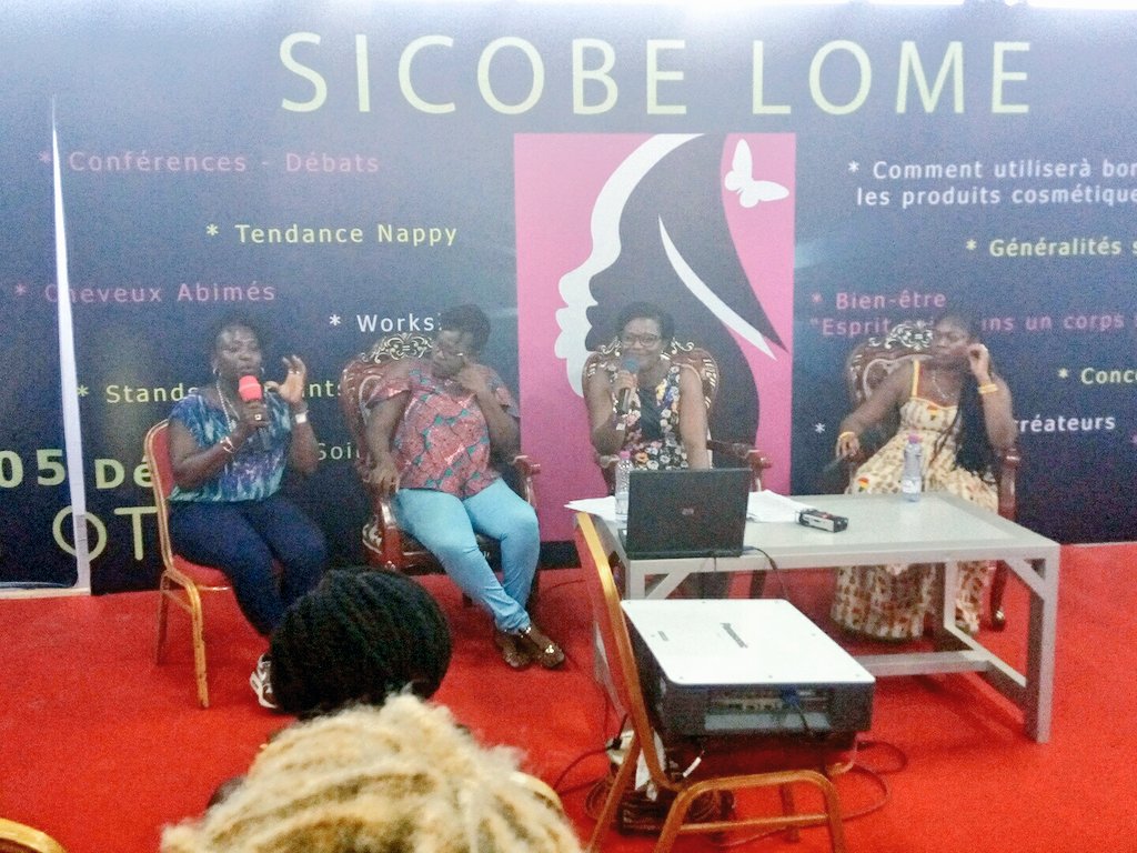 SICOBE1's tweet photo. Tout le monde peut faire du rasta et en être belle. En direct du débat sur le rastafari sur la foire. 
#Tgfil13 #Sicobe #Team228 #228Events https://t.co/GTqTtWDSxD