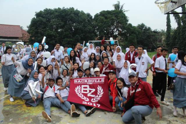 BackBulls17's tweet photo. Latepost backbulls ulang tahun #21November #stoptawuranpelajar https://t.co/Os3dLt2yTa
