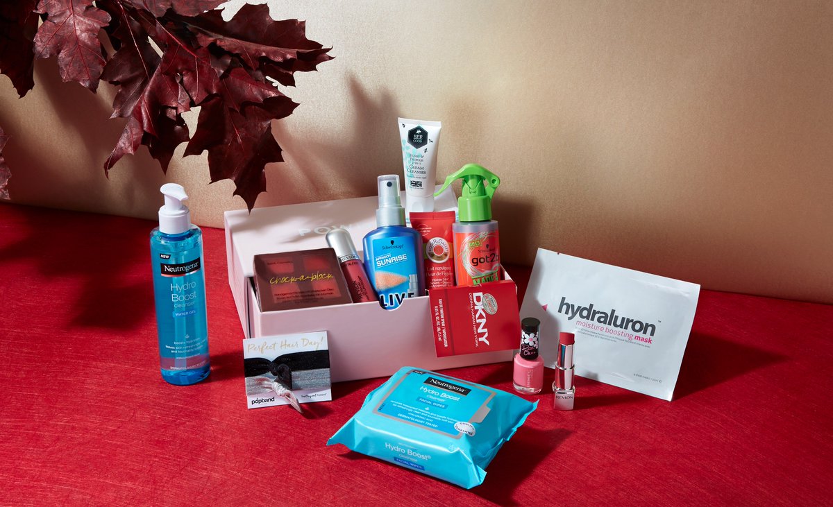 indeedlabs's tweet photo. Treat yourself or a loved one to @thisispowder Stocking Filler Box featuring our #hydraluron mask! https://t.co/6FtcWHdzqG https://t.co/MFSaMXOzTe