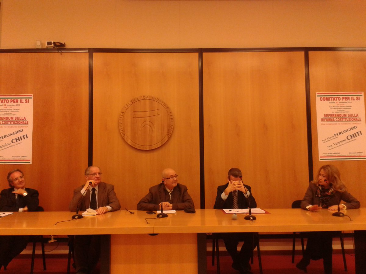 GiuliaAbbatePD's tweet photo. "La #riformacostituzionale opportunità per il Sud", intervento Sannio per il sì con sen. Chiti e prof. Perlingieri https://t.co/dEkb2lSt3g