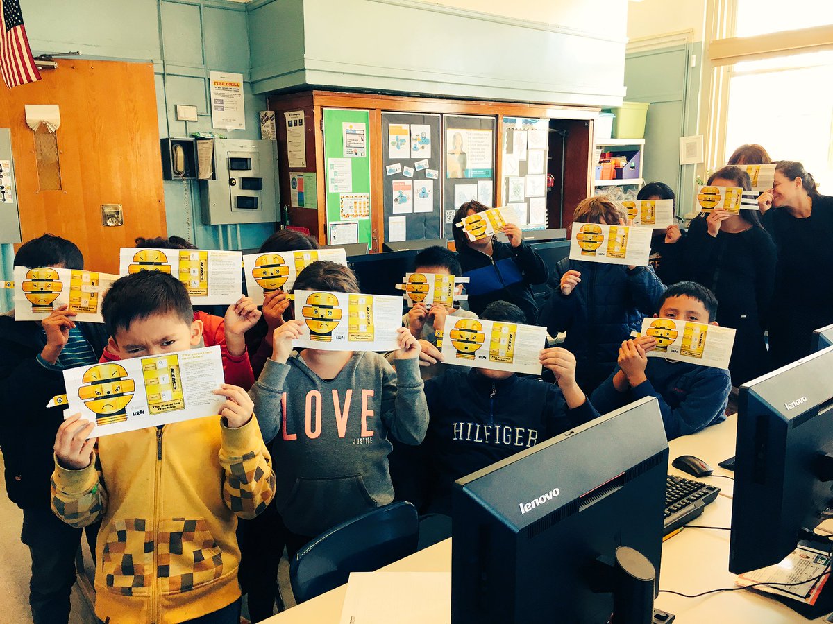 techwithcindy's tweet image. Mrs. Wong's #emotionmachine sleepy happy face- Code DBA #HourOfCode #HOC #CS4all #CS4NYC @codeorg @cas_london_crc
