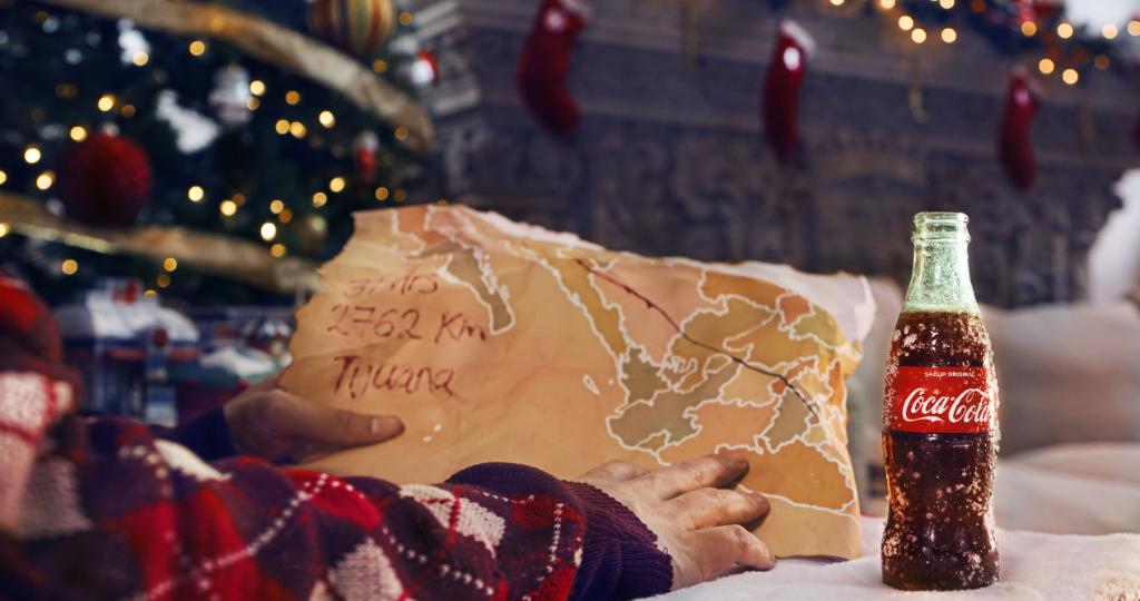 CocaColaMx's tweet image. Viajar una larga distancia vale la pena cuando la emoción por ver a tu familia es mucho más grande. #SienteElSabor