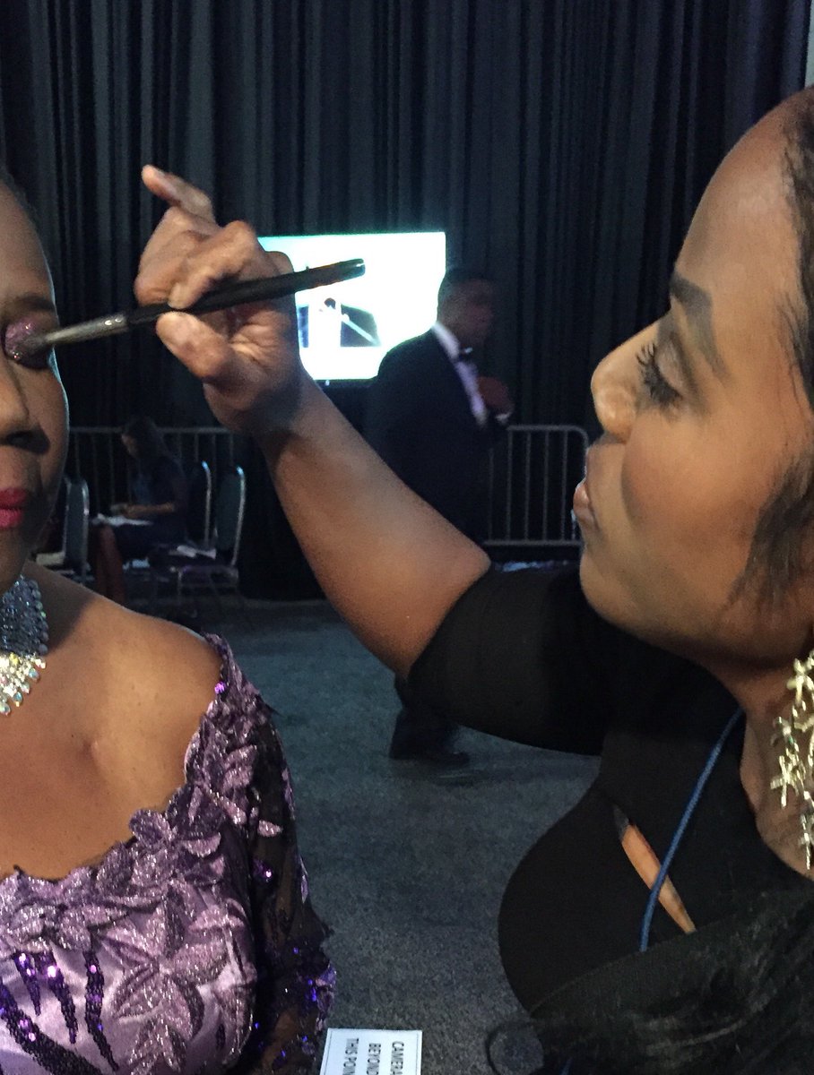 JoyceMungo's tweet photo. MakeupThoughts*2day I sat&amp;thought what an honor it is 2 be a part @repjohnlewis @CoryBooker @RepYvetteClarke @RepGwenMoore @JacksonLeeTX18 https://t.co/r5qM0X5t31