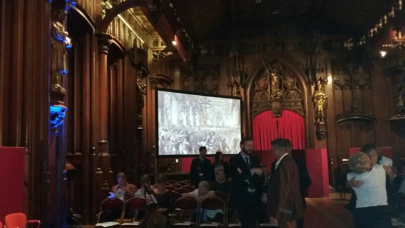 170 jaar liberalisme in het #Brussels stadhuis!  <a href="/MarionLemesre/">Marion Lemesre</a> <a href="/AlainCourtois/">Alain Courtois</a> <a href="/GeoffroyCoomans/">Geoffroy Coomans de Brachène 🇧🇪🇪🇺🇺🇦</a> <a href="/OpenVldBrussel/">Open Vld Brussel</a> <a href="/MRBruxelles/">MR Bruxelles</a>