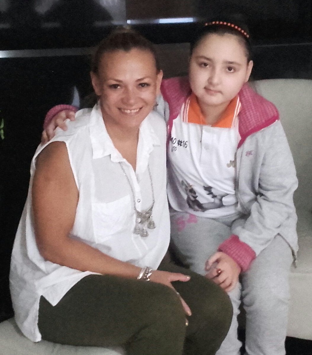 cliders25's tweet photo. #TodosConSofia estamos organizando una rifa para que sus padres puedan abonar $12.000 que cobra aduana para el ingreso de una droga al pais https://t.co/YV9zyzjfJk