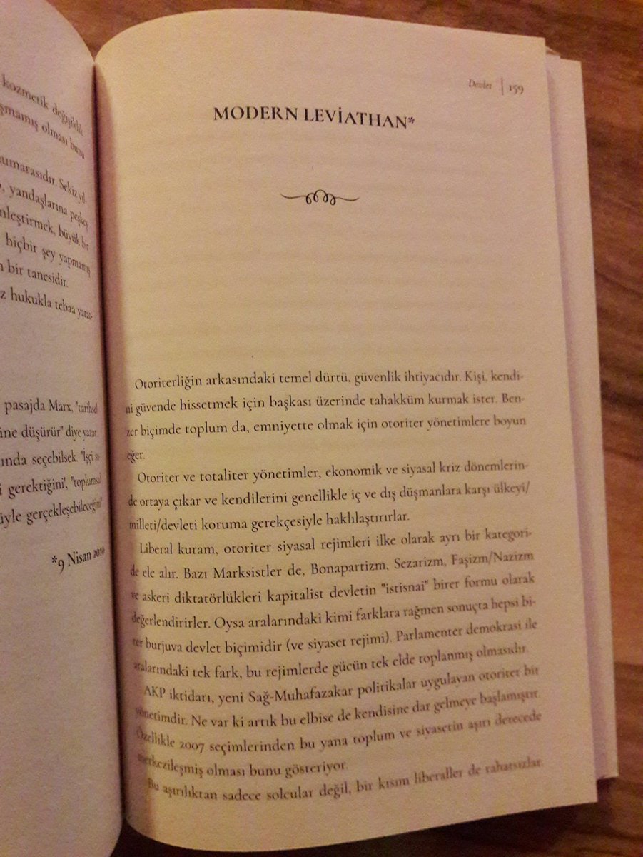 KansuYildirim's tweet photo. Tülin hocadan 2010 yılına ait üç makale. "Türkiye'nin 10 yılına Sınıfsal Bakış", Red-Kitap 2015 https://t.co/mKbqhC1gRk