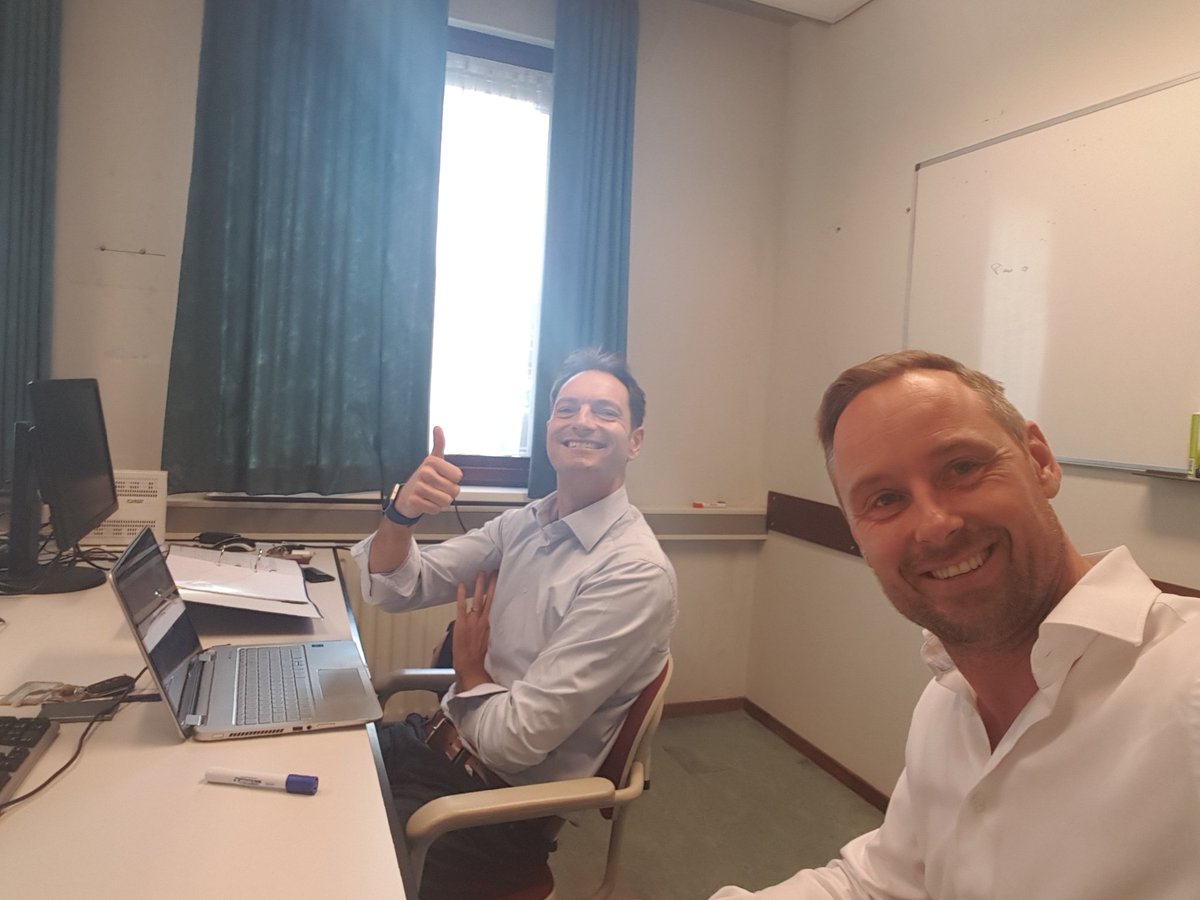 FWalgering's tweet photo. Vandaag weer een mooie brainstorm gehad @geurtleest @ECOD2013 @DefensieOnline @j_maassen #SPOC #SPOK17 #sociallearning @curatr https://t.co/PlUIxFk4Hf